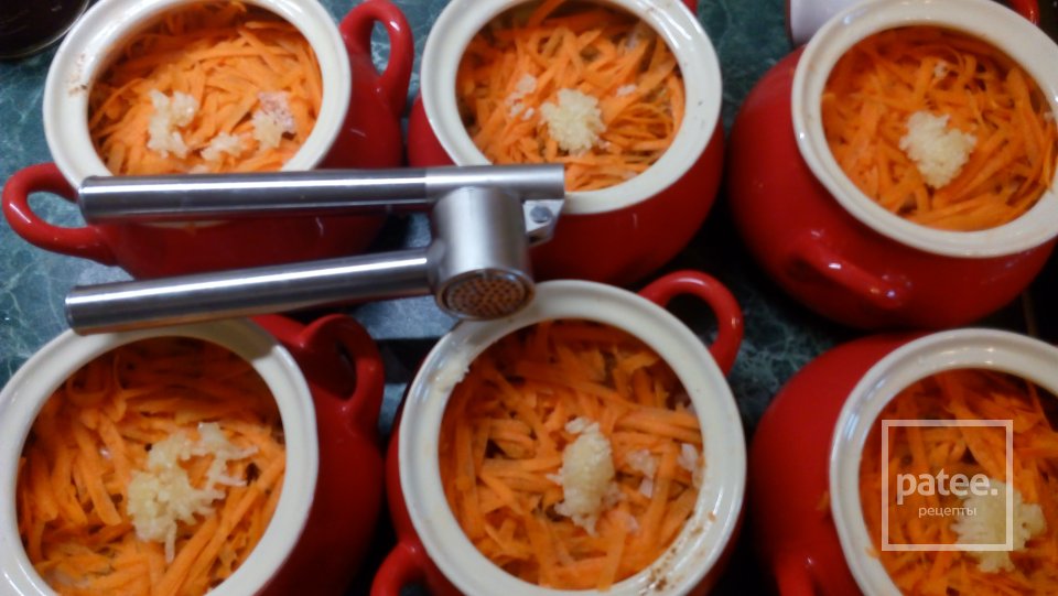 Мясо в горшочках - Шаг 6