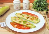 Кабачки запеченные в духовке с говяжьей печенью и овощами