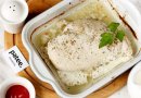 Куриная грудка, запечённая в кефире