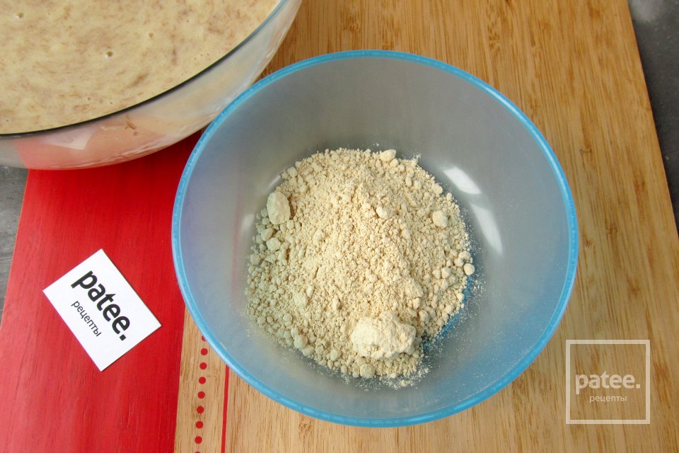 Банановый кекс с мёдом и кунжутом - Шаг 7