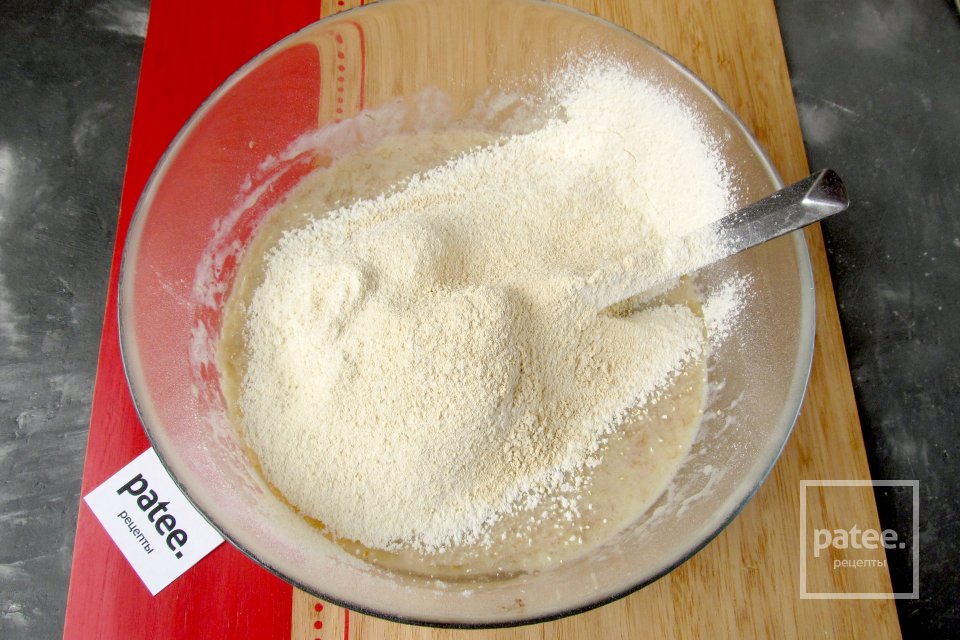 Банановый кекс с мёдом и кунжутом - Шаг 10