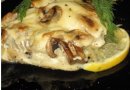 Треска с шампиньонами