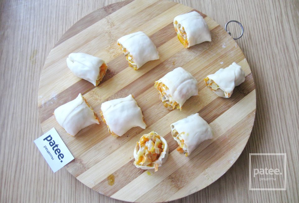 Рулетики с грибами тушеные со свининой - Шаг 18