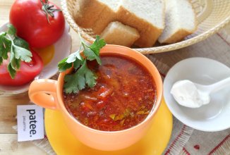 Постный борщ с килькой в томате