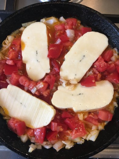 "Кипрский поцелуй" 😘Жареный в томатах и луке сыр халуми. - Шаг 5