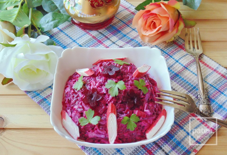 Салат со свеклой и крабовыми палочками - Шаг 12