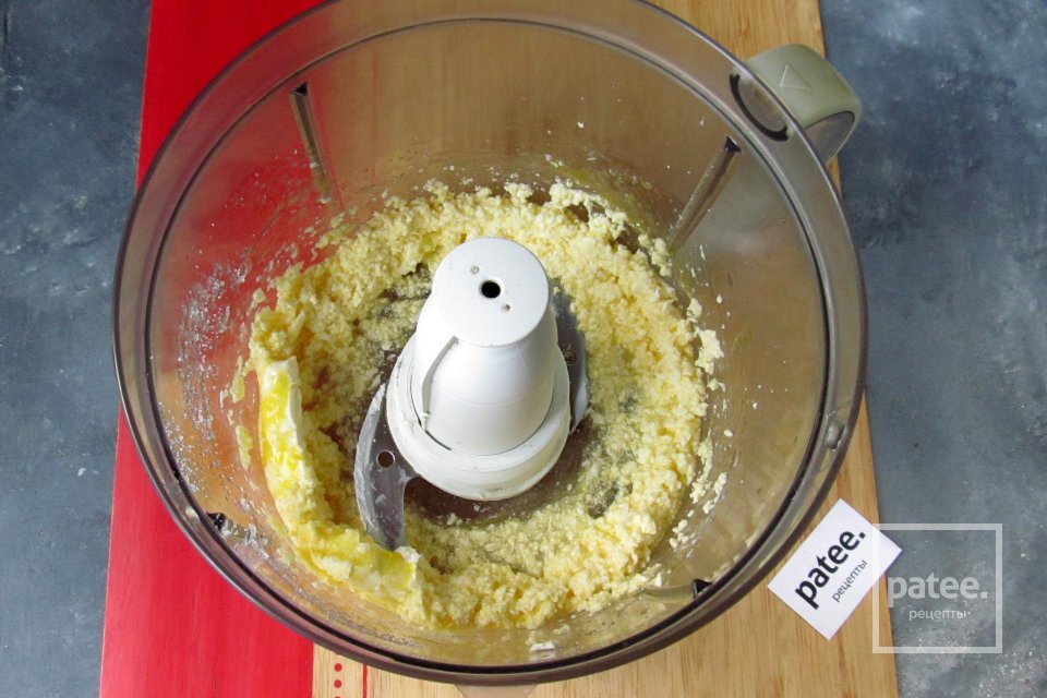 Заливной пирог с черешней - Шаг 5