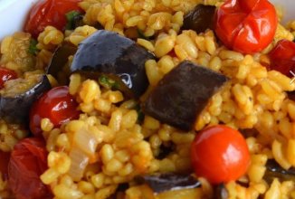 Плов из булгура с куриным филе