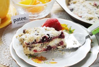 Насыпной пирог с ягодами