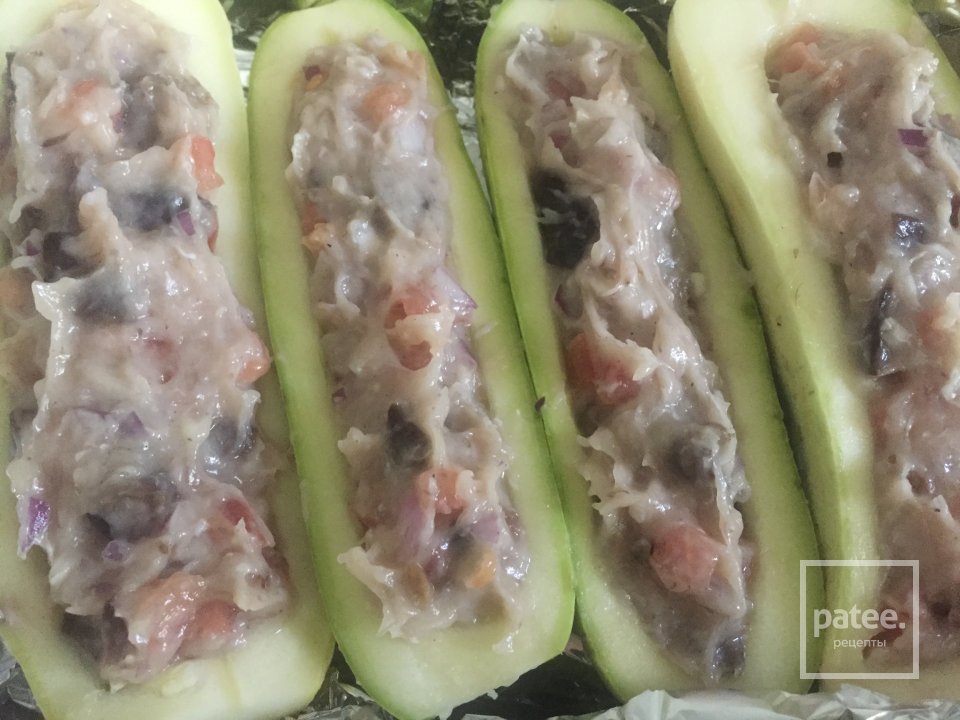 Запечённые лодочки с овощами и фаршем ПП - Шаг 2