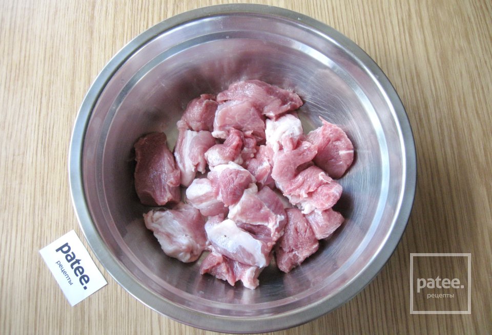 Жаркое из свинины с картофелем в духовке - Шаг 2