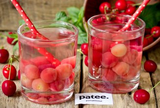 Компот из черешни