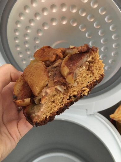 Шарлотка в мультиварке для тех, кто против сахара 🔥 - Шаг 1