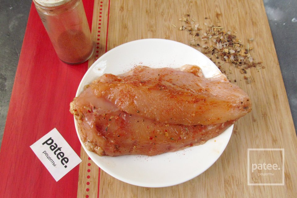 Салат с курицей и огурцом - Шаг 2