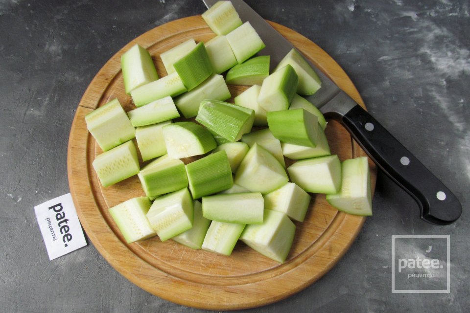 Курица с кабачками в духовке - Шаг 3