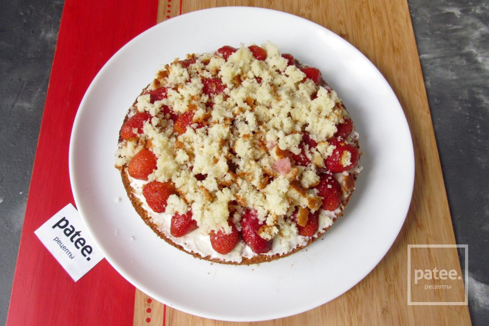 Домашний торт с клубникой - Шаг 16