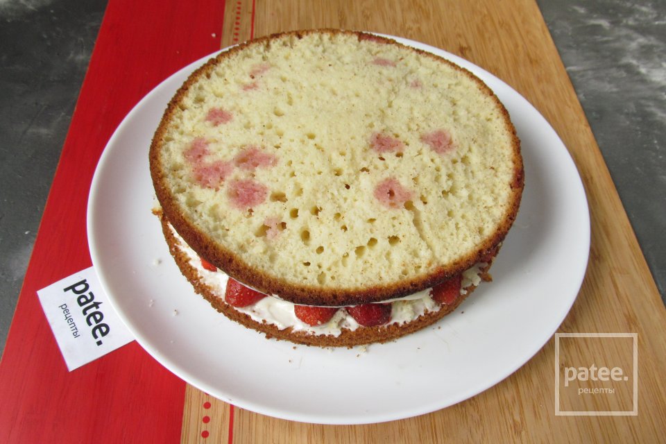 Домашний торт с клубникой - Шаг 17