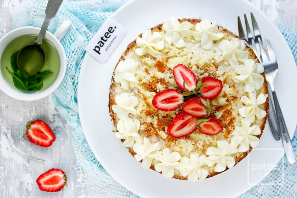 Домашний торт с клубникой - Шаг 21