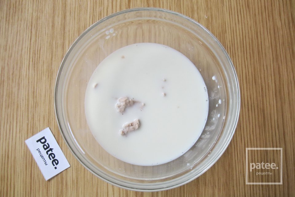 Ночное дрожжевое тесто и пирог с черешней из него - Шаг 3