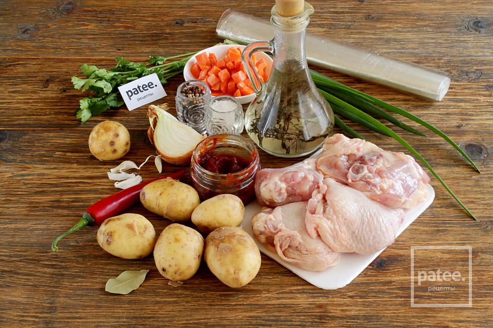 Быстрое жаркое с курицей в "рукаве" - Шаг 1