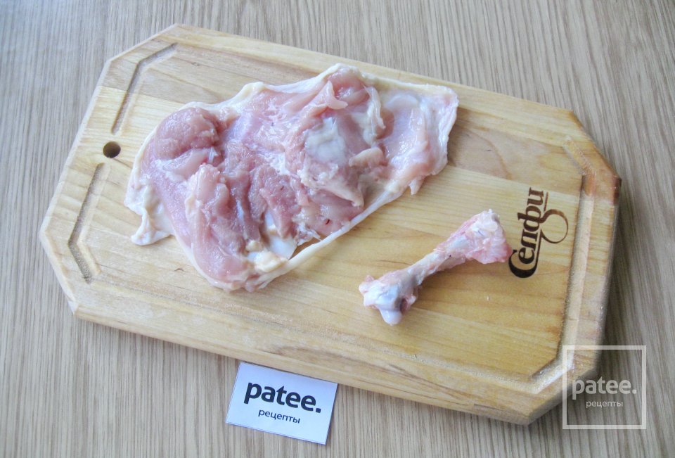 Рулетики из куриных бедер с опятами - Шаг 2
