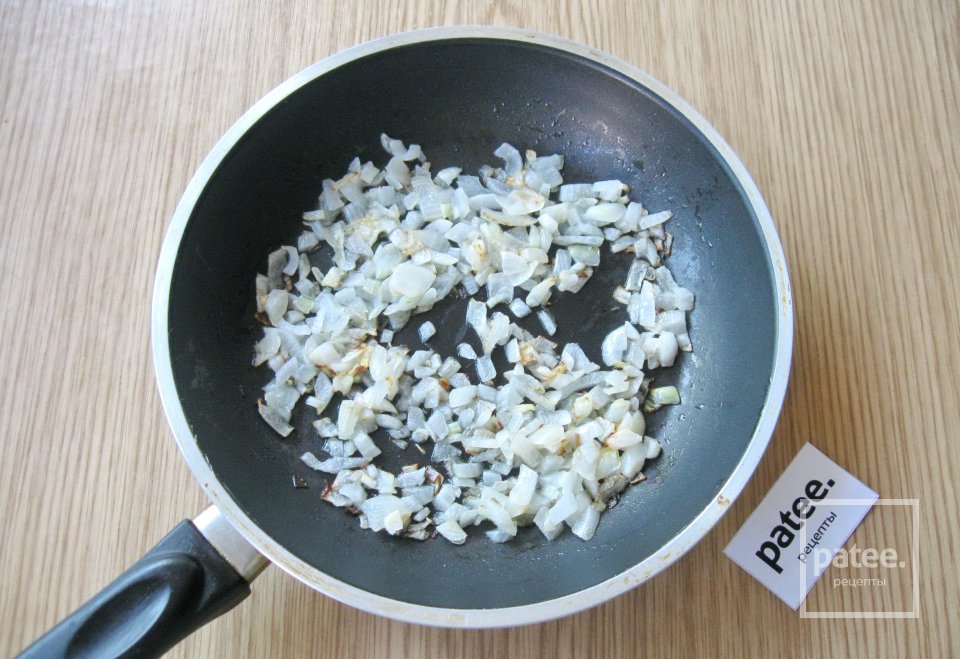 Рулетики из куриных бедер с опятами - Шаг 7