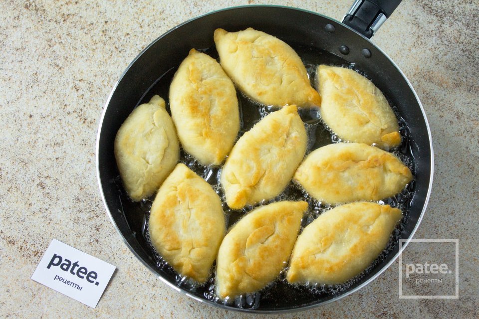 Пирожки с вишней - Шаг 12