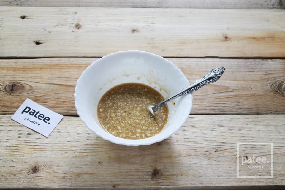 Салат "Цезарь" с курицей и горчично-майонезной заправкой - Шаг 7