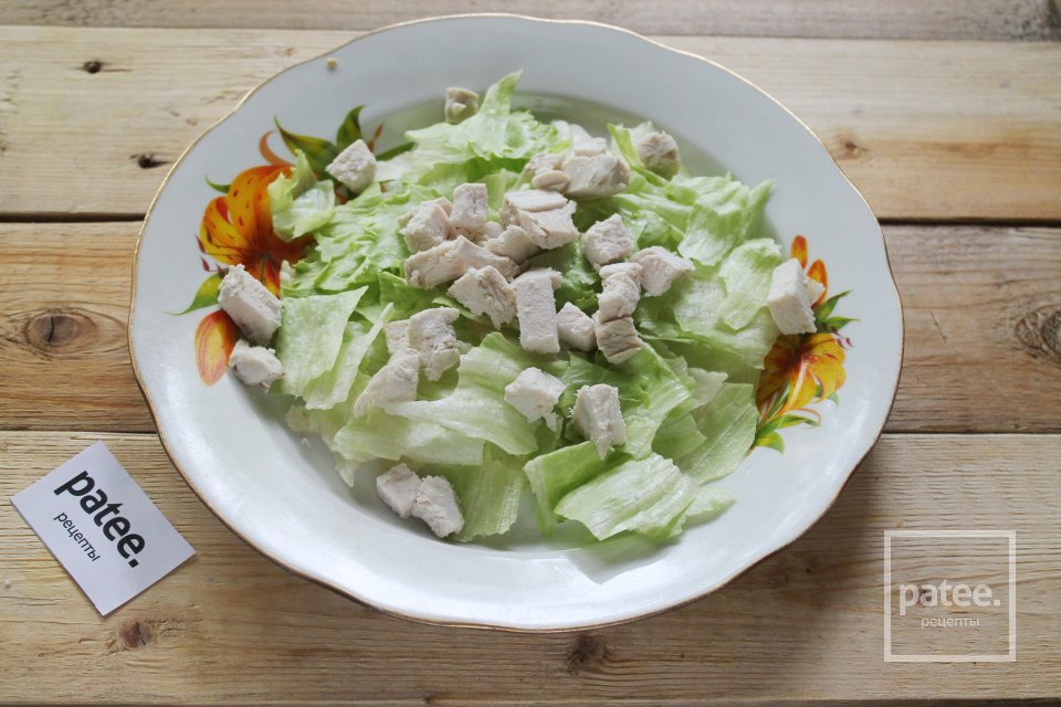 Салат "Цезарь" с курицей и горчично-майонезной заправкой - Шаг 9