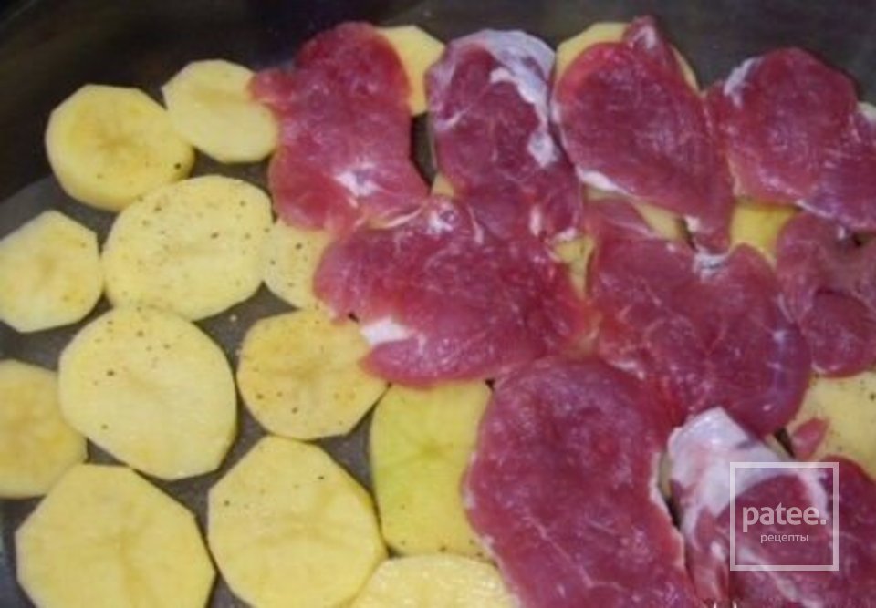 Свинина, запеченная по-французски в духовке - Шаг 1