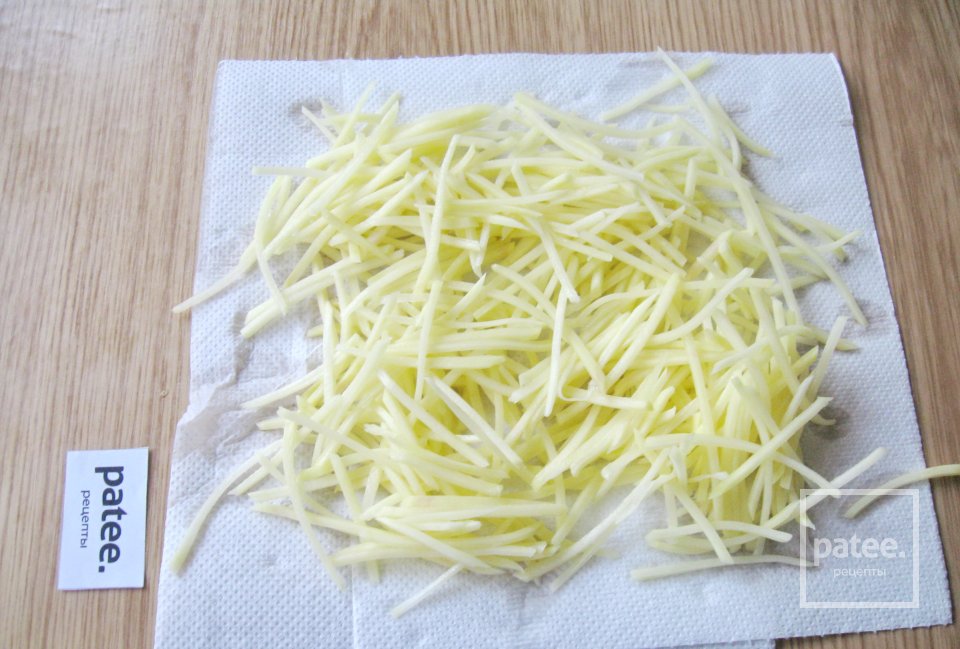 Салат с курицей "Муравейник" - Шаг 5