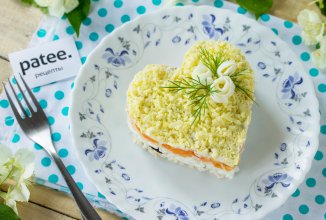 Салат с курицей и черносливом "Купеческий"