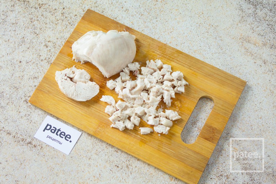 Салат с курицей и черносливом "Купеческий" - Шаг 2