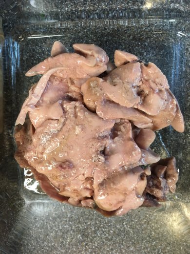 Салат 🥗"Морской бриз"🍃с печенью трески и сельдереем на листе цикория. - Шаг 3