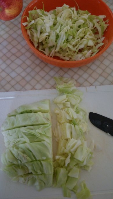 Летнее рагу с капустой и картофелем - Шаг 2