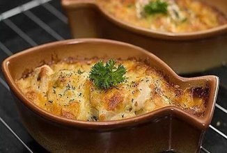 Кальмары, запечённые под сыром