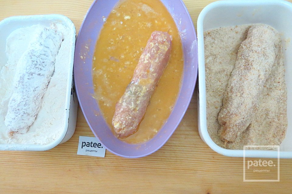 Сочные сосиски в тесте с овощами и куриным филе - Шаг 12