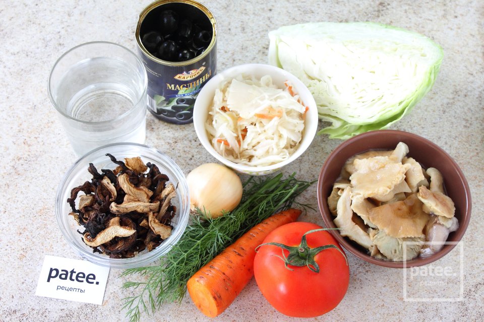Постная грибная солянка с капустой в мультиварке - Шаг 1