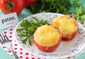 Помидоры запеченные с курицей и сыром