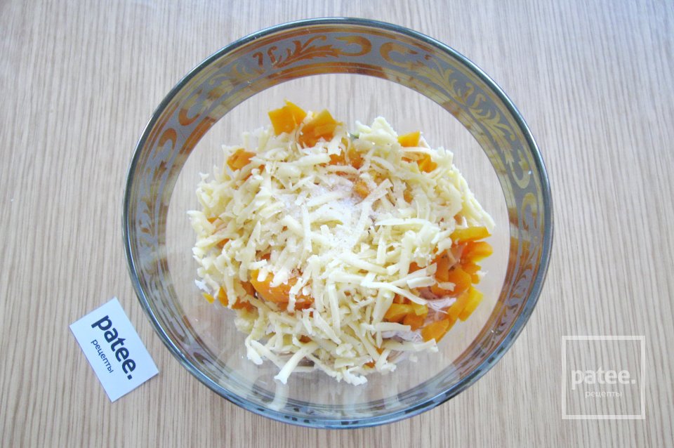 Салат с курицей и маринованными корнишонами - Шаг 8