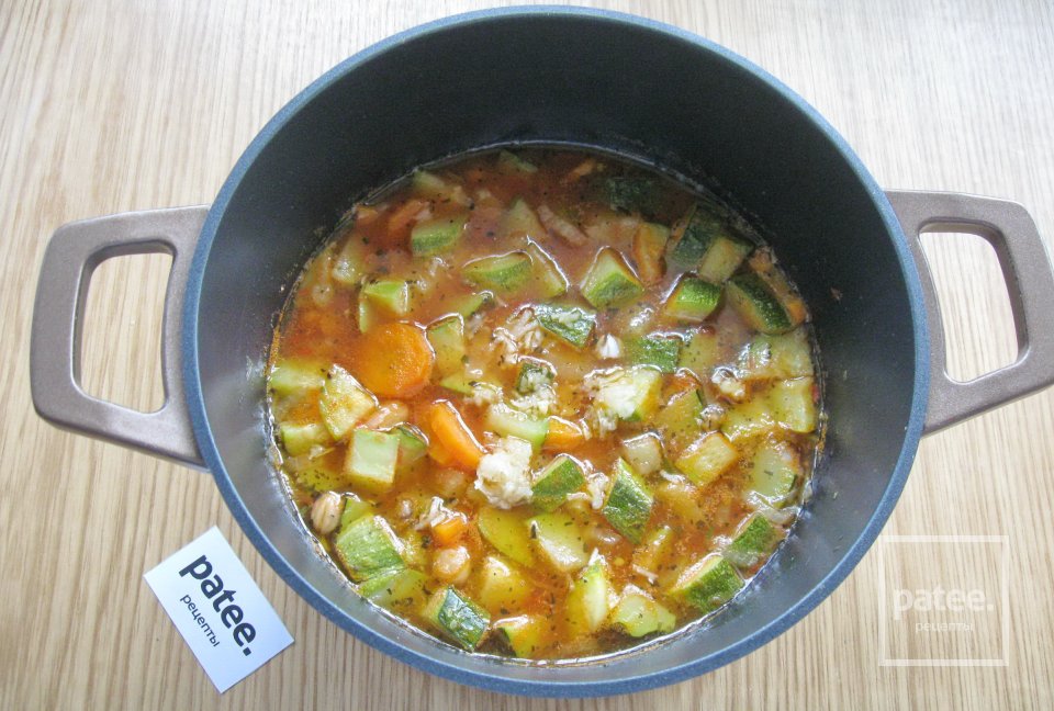 Легкий овощной суп с цуккини и фасолью - Шаг 12