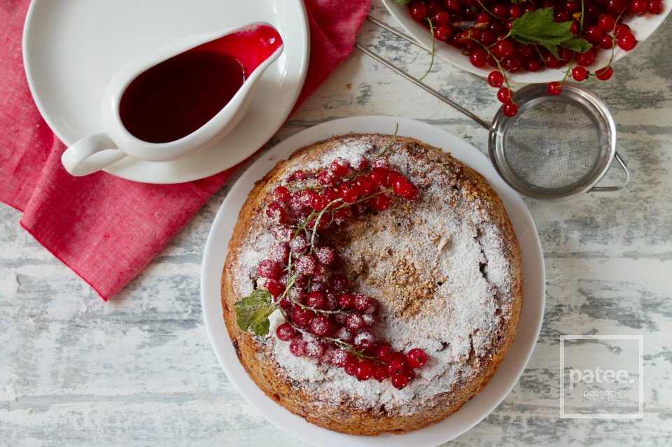 Овсяная шарлотка с красной смородиной - Шаг 16