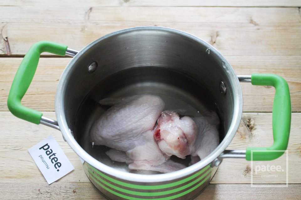 Сырный суп по-французски с курицей - Шаг 2