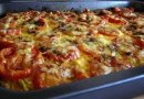Запеканка из кабачков с фаршем и помидорами