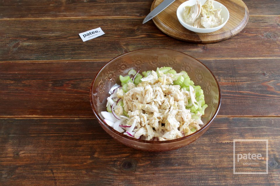 Салат с курицей и сельдереем - Шаг 5