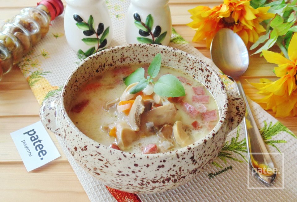 Сырный суп с грибами и колбасой - Шаг 13