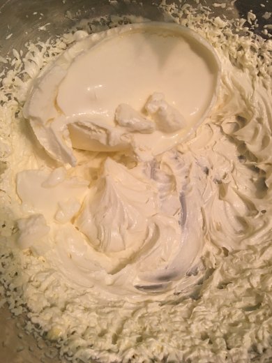 Супер шоколадные капкейки с крем-чизом - Шаг 12