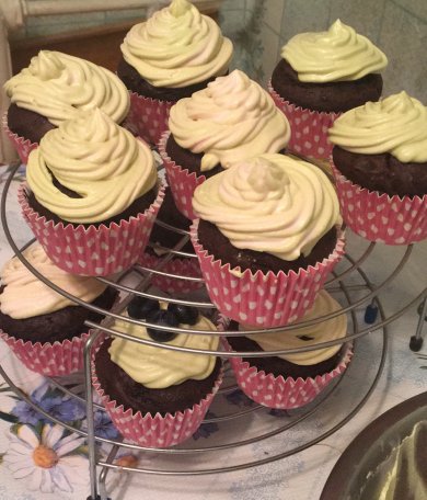 Супер шоколадные капкейки с крем-чизом - Шаг 15