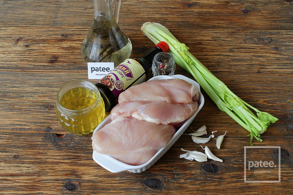 Куриная грудка с медом и соевым соусом - Шаг 1