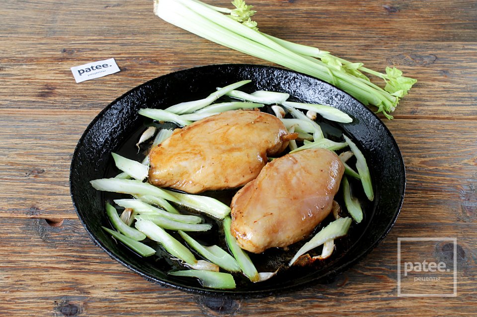 Куриная грудка с медом и соевым соусом - Шаг 10